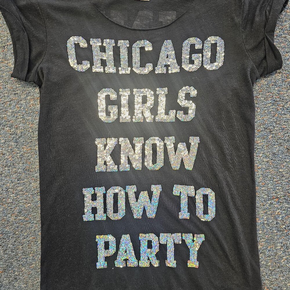Pink Chicago tee